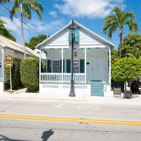 Villa Just Steps To Duval- Sleeps 10- Heated Pool House à Key West Extérieur photo