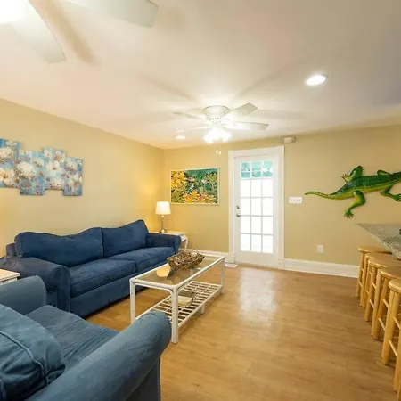Villa Just Steps To Duval- Sleeps 10- Heated Pool House à Key West Extérieur photo